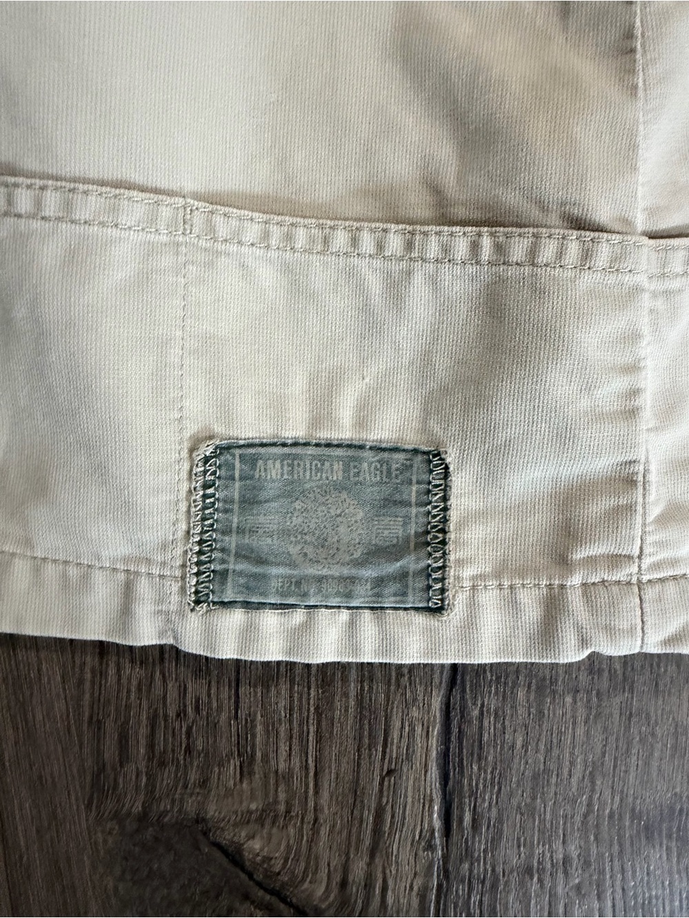 American Eagle Outfitters Khaki Mini Skirt Size 2 Cotton Low Rise Casual Y2 - Picture 3 of 6